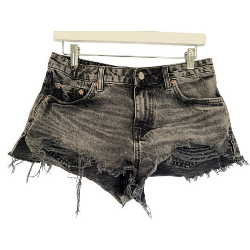 BDG Urban Outfitters Washed Black Distressed Denim Cut Off Shorts Womens Size 27